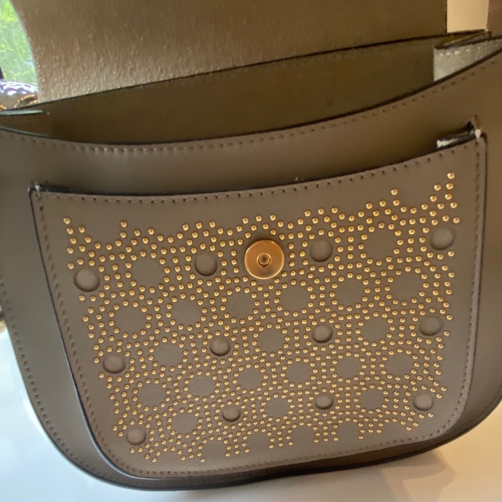 Chloe Hudson Small Studded Leather Shoulder Bag - Picture 6 of 9